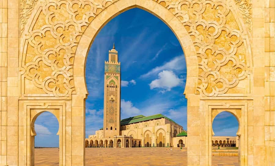 Casablanca: City Tour with Hassan II Mosque Entry Ticket - Old Medina and United Nations Square: Casablanca’s first layers