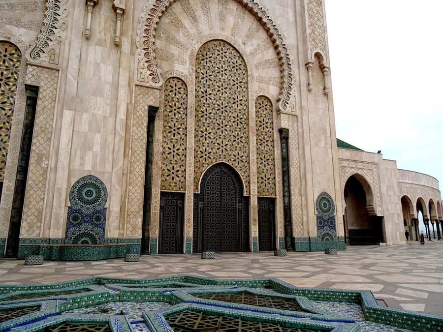 Casablanca: Guided City Tour - Mohammed V Square and the French-built city