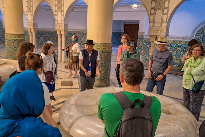 Casablanca: Hassan II Mosque & City Highlights Tour - Casablanca Old City: a short taste of local life