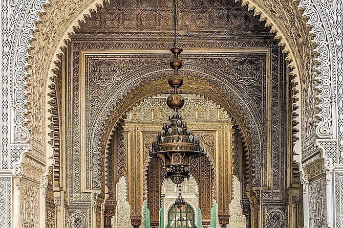 Casablanca: Hassan II Mosque & City Highlights Tour - Rick’s Café: atmosphere without a long meal
