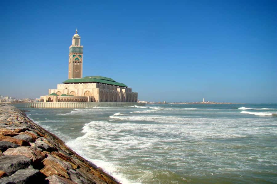 Casablanca: Hassan II Mosque Premium Tour with Entry Ticket - The architecture is better with explanation