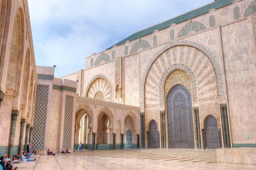 Casablanca: Hassan II Mosque Premium Tour with Entry Ticket - What to wear inside the mosque