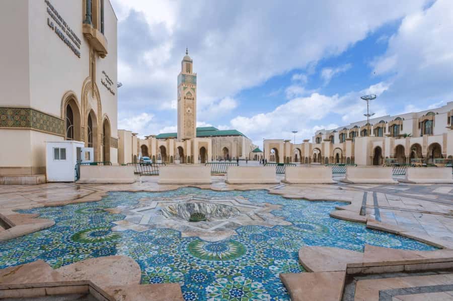 Casablanca: Private Guided Tour with Hassan II Mosque Ticket - Arab League Park and Notre Dame de Lourdes