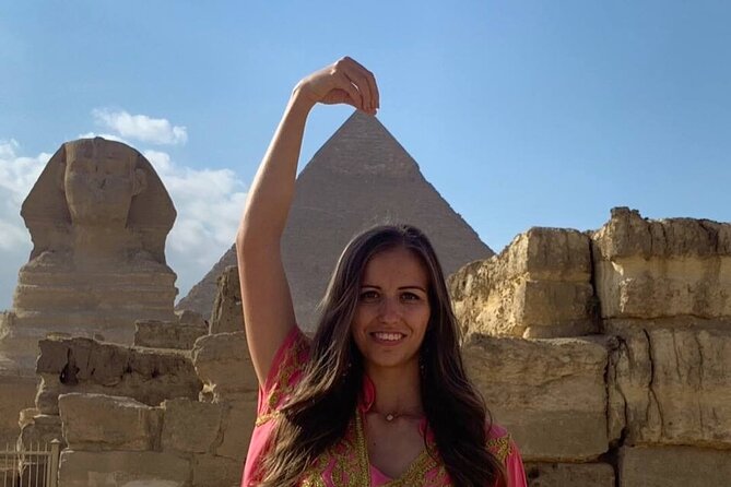 Cheap Private tour to Giza pyramids and the Sphinx - The Sphinx and Valley Temple in 30 minutes