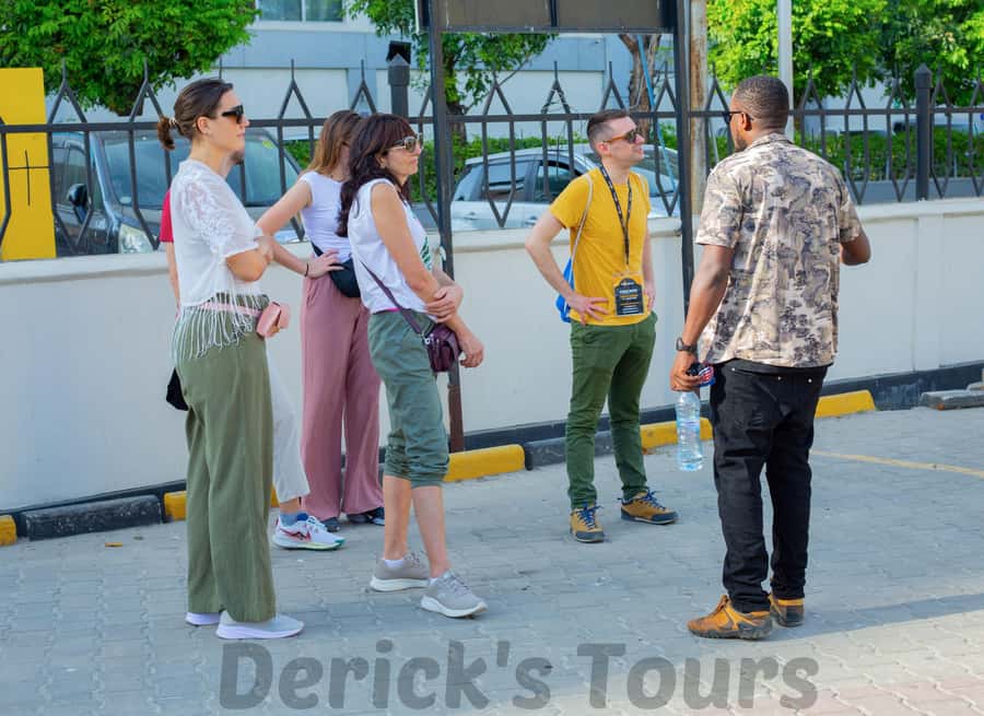 Dar es Salaam City Center: Walking Tour - Kivukoni Fish Market is the sensory highlight
