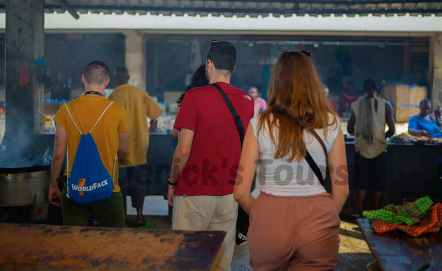 Dar es Salaam City Center: Walking Tour - Local art and optional changes to the route