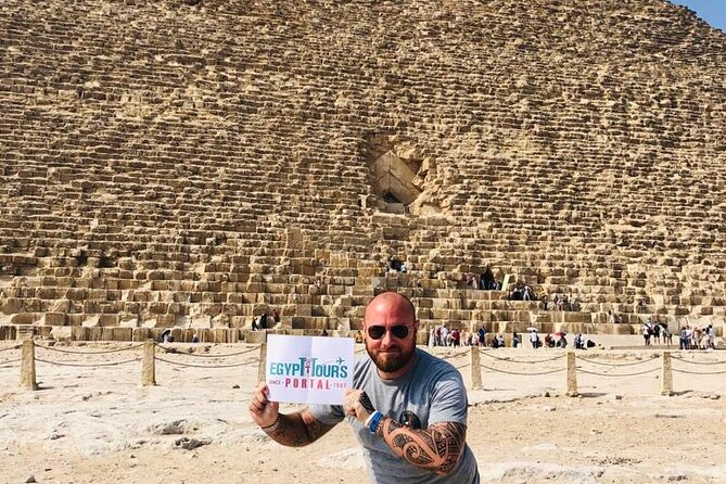 Day Tour to Giza Pyramids Complex, Egyptian Museum & Bazaar - Giza Pyramids: start with the big picture