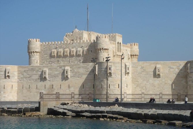 Day-Trip to Alexandria from Cairo by Private Car - Kom el Shoqafa, the tour’s most unusual stop