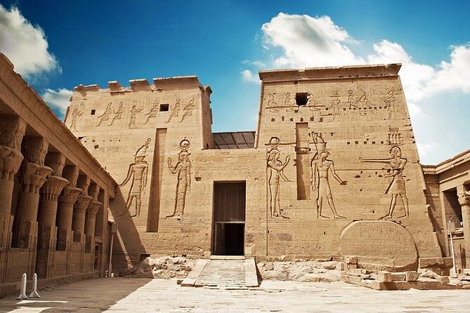 Day Trip to Luxor From Cairo By Flight, King Tut Tomb Included - Hatshepsut’s Temple at Deir el Bahari