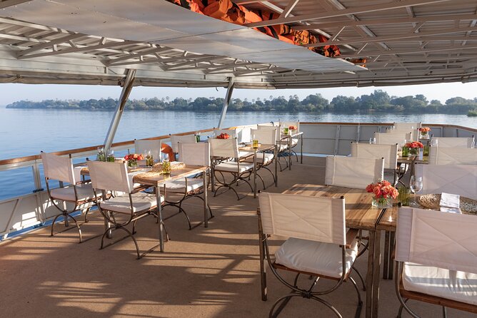Dinner Cruise on the Zambezi River - What happens from pickup to boarding