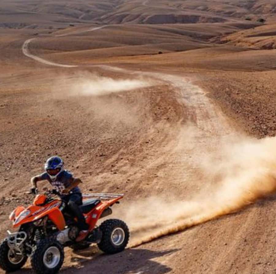 Dinner show in agafay Desert 1h quad bike & 20 min camels - The 45-minute drive out of Marrakech