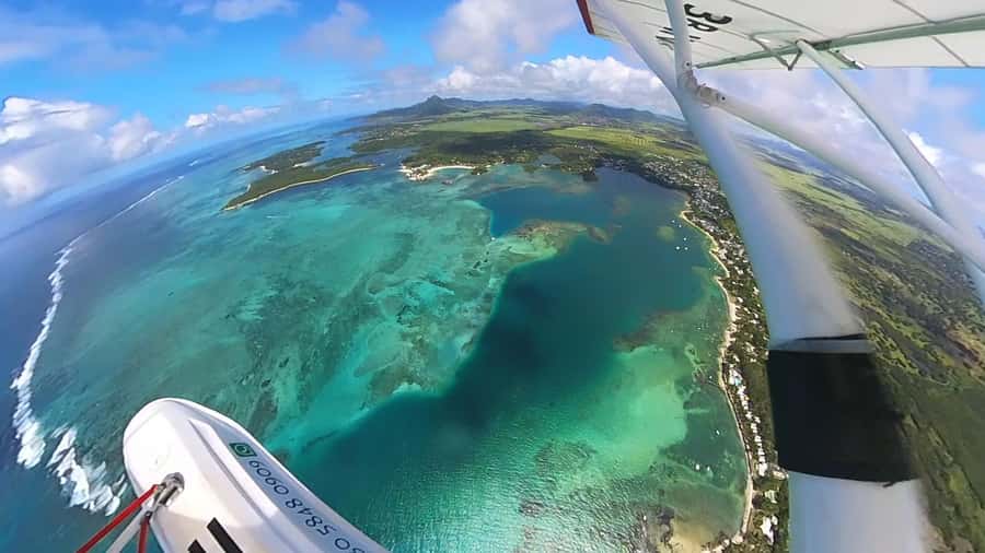 East Coast Mauritius Private Scenic Seaplane Tour - Why the east coast looks best from a seaplane