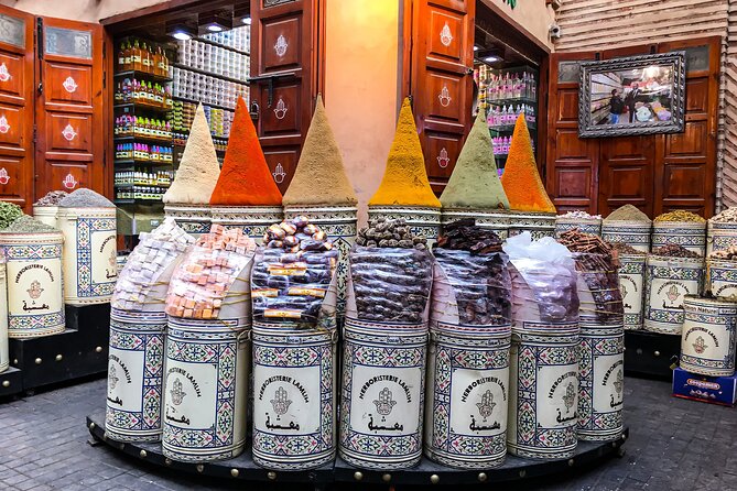 Explore Agadir Souk El Had With a Licensed Tour Guide - What a licensed guide adds to the visit