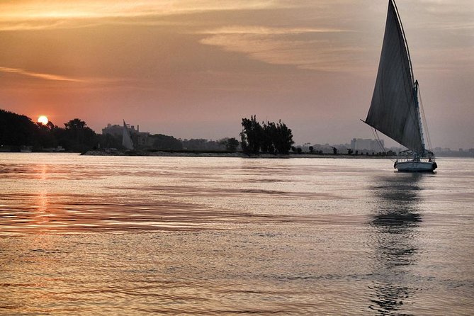 Felucca Sailing trip on the Nile in Cairo - Drinks, snacks, and the question of lunch