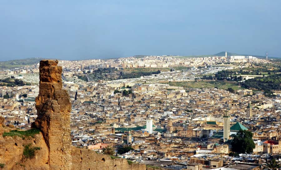 Fes: A Guided Walking Tour Through the Historic Medina - Bab Bou Jeloud and the first look at the medina
