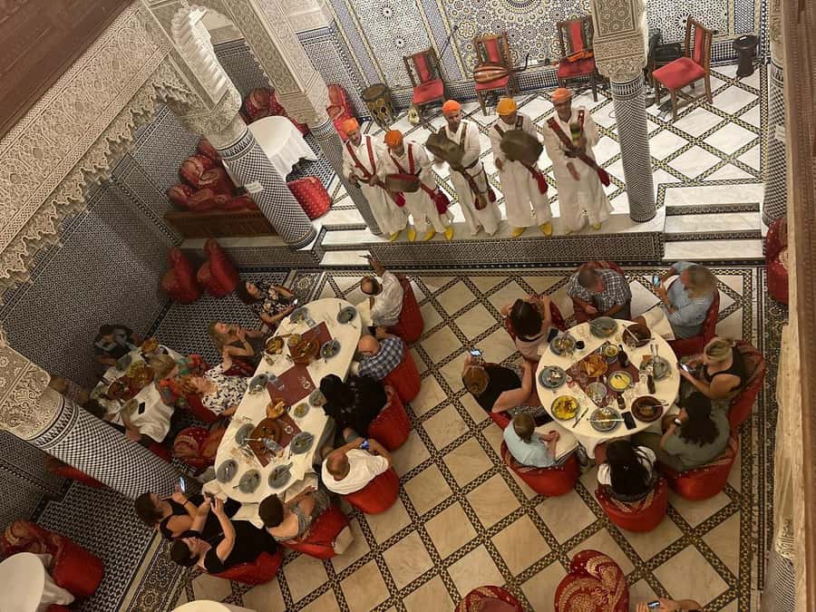 Fes : Unforgettable Dinner Show Experience with hotel pickup - Belly dancing, women dancers, magic, and fire