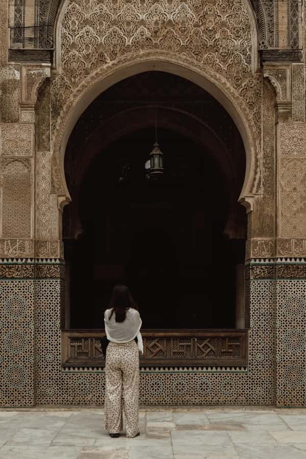 Fez: Guided Walking Tour of the Historic Medina - Artisan workshops beyond the shopfront