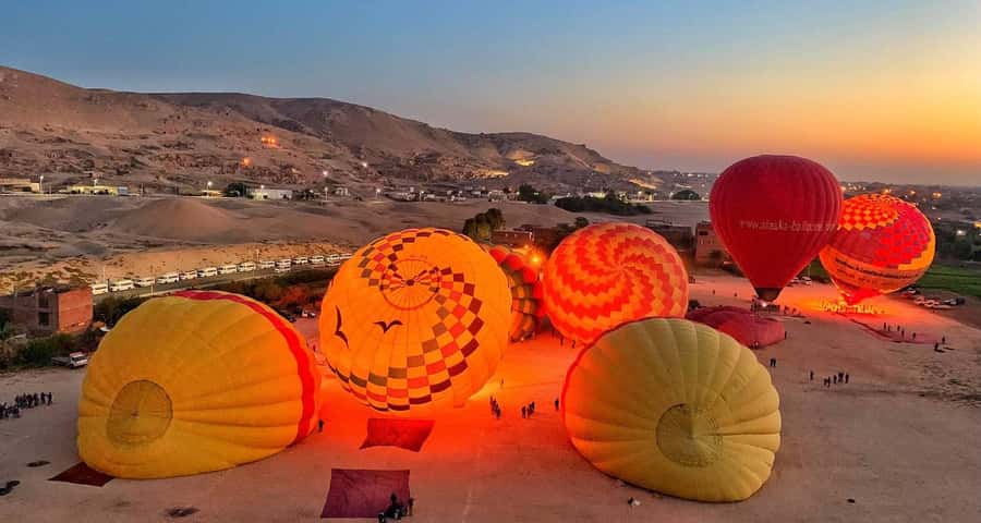 From Aswan:4 Days Nile Cruise Luxor Abu Simbel & Air Balloon - Guides who make the schedule manageable