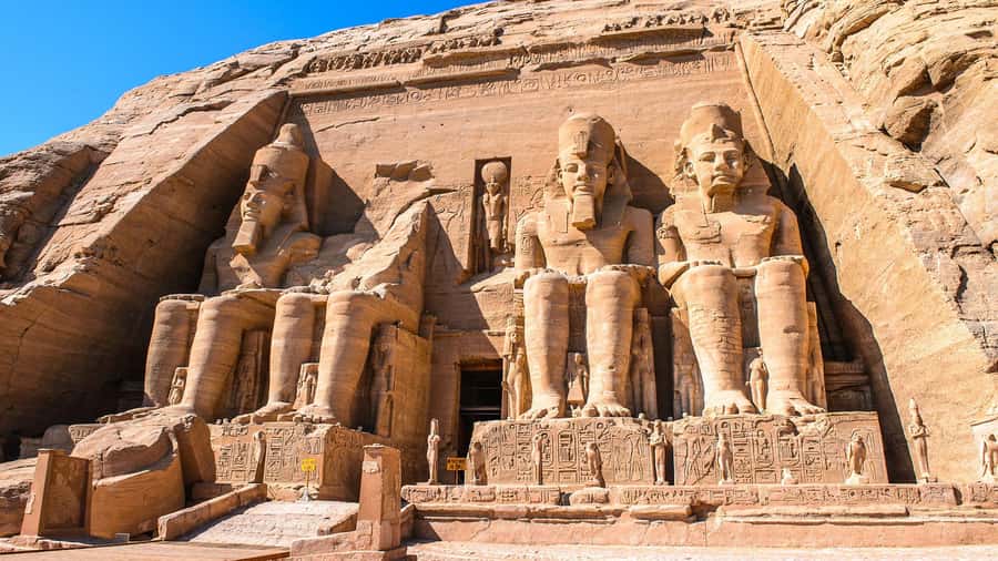 From Aswan: Abu Simbel Day Tour with Private Guide and Car - Why Abu Simbel deserves the long ride