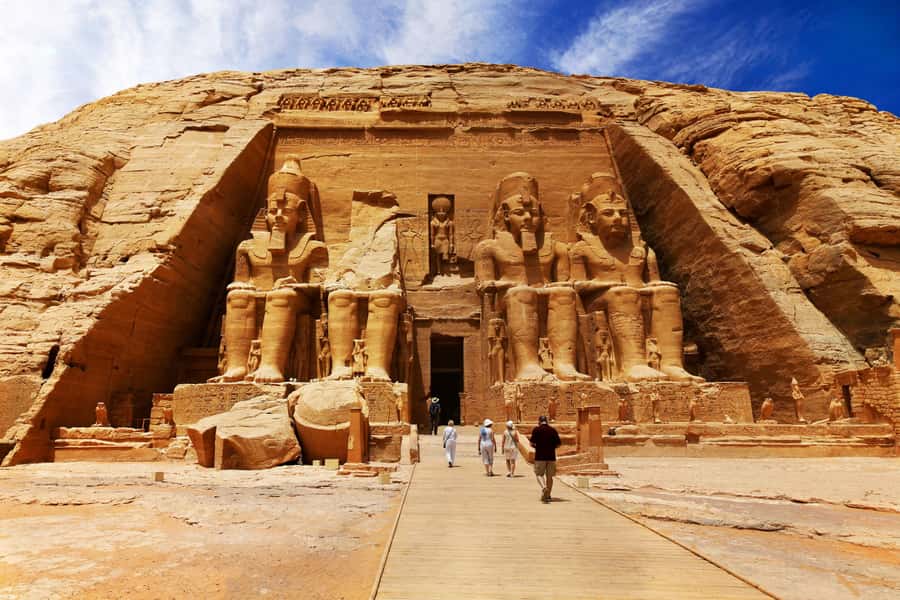 From Aswan: Abu Simbel Temple Day Trip with Hotel Pickup - Reaching the four statues of Ramesses II