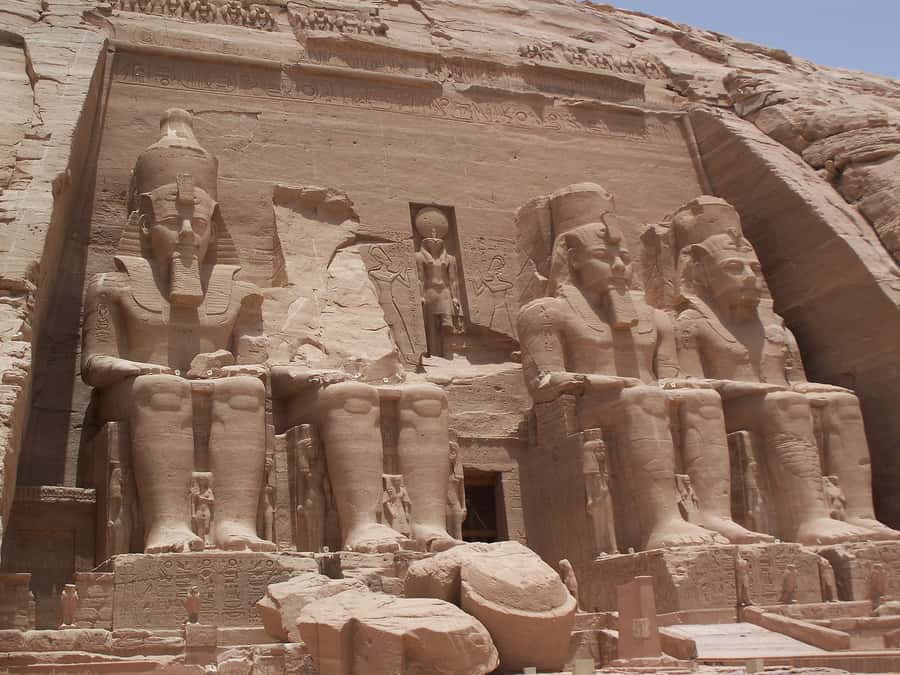 From Aswan: Abu Simbel Temple Day Trip with Hotel Pickup - What the guide adds to the visit