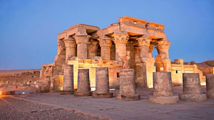 From Cairo: 5-Day Egypt Highlights Private Tour with Flights - Day 2: Balloon views, royal tombs, and Karnak