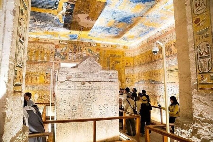 From Cairo: 5-Day Egypt Highlights Private Tour with Flights - Day 4: Abu Simbel and the return to Cairo