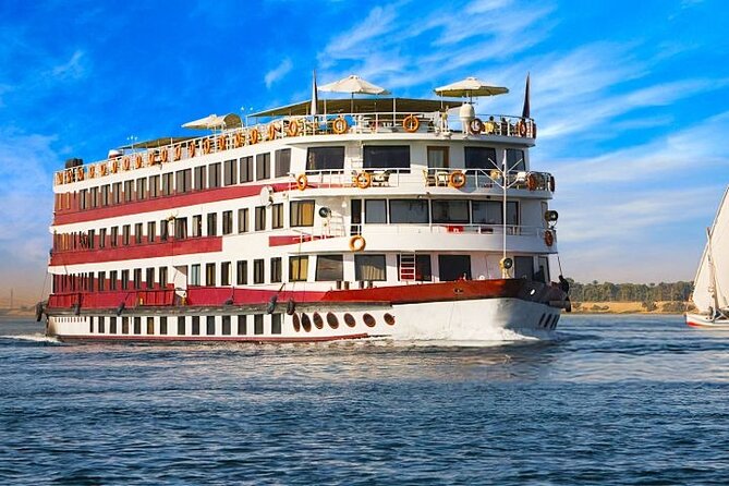 From Cairo: 8-Day Tour of Cairo, Luxor and Aswan with Cruise - Day 1: Cairo welcome, lunch, and dinner on the Nile