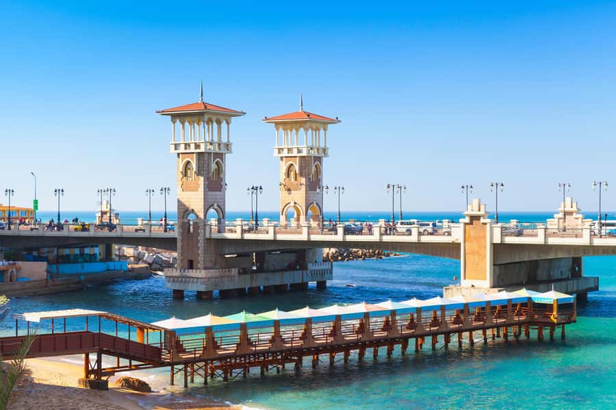 From Cairo: Alexandria Day Tour with Lunch - Montazah Gardens and the royal seaside setting