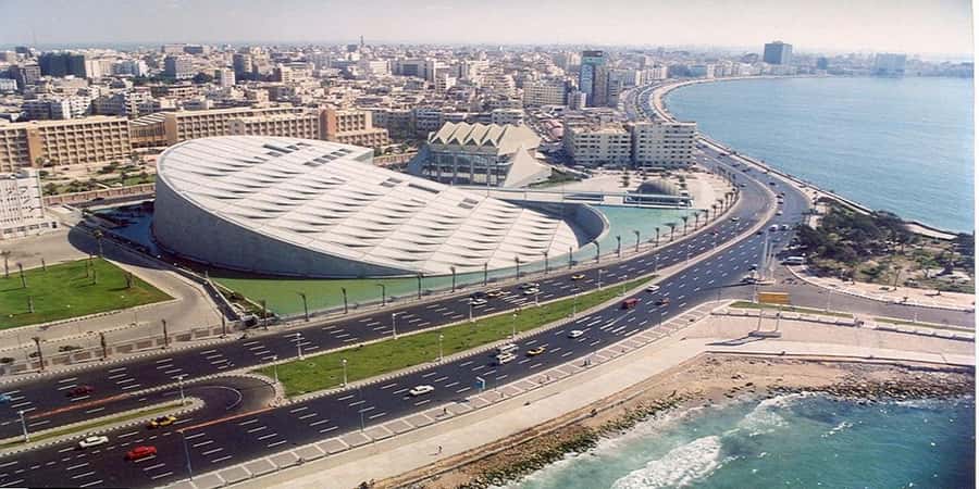 From Cairo: Alexandria Private Day Tour with Guide and Lunch - What the guide and driver add