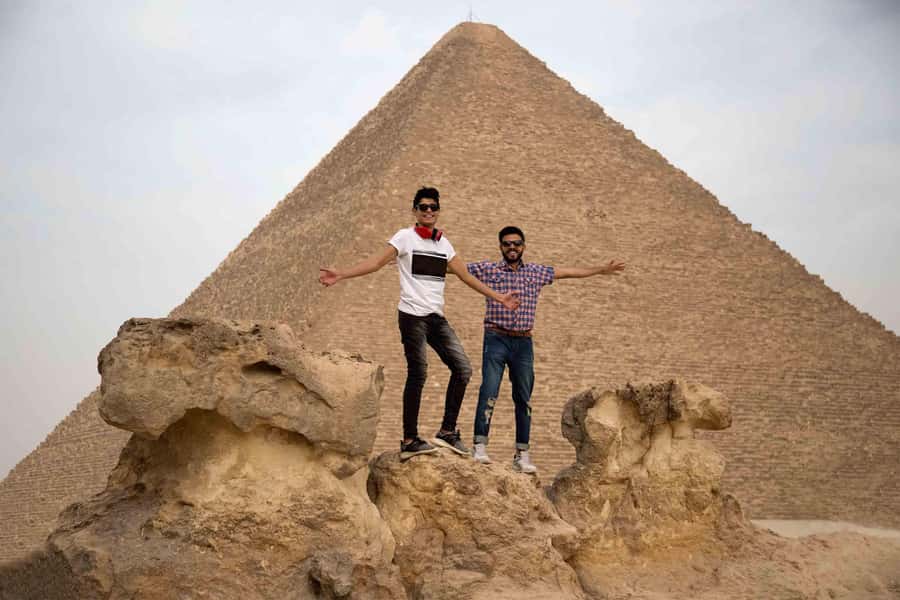 From Cairo: Half-Day Tour to Pyramids of Giza and the Sphinx - Who should book this tour
