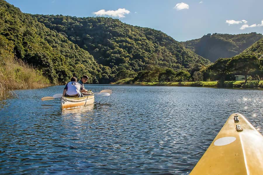 From Cape Town: 3-Day Garden Route Highlights and 4x4 Safari - Day 1: Route 62 and the underground world of Cango Caves