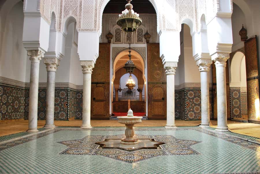 From Fes: Meknes Volubilis and Moulay Idriss Day Trip - Lunch and local food