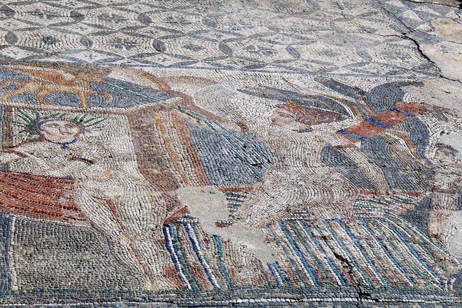 From Fez: Volubilis Moulay Idriss and Meknes Day Trip - Should you book it?