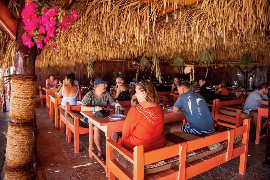 From Hurghada: Paradise Island Snorkeling Cruise with Lunch - Is the $30 price good value?