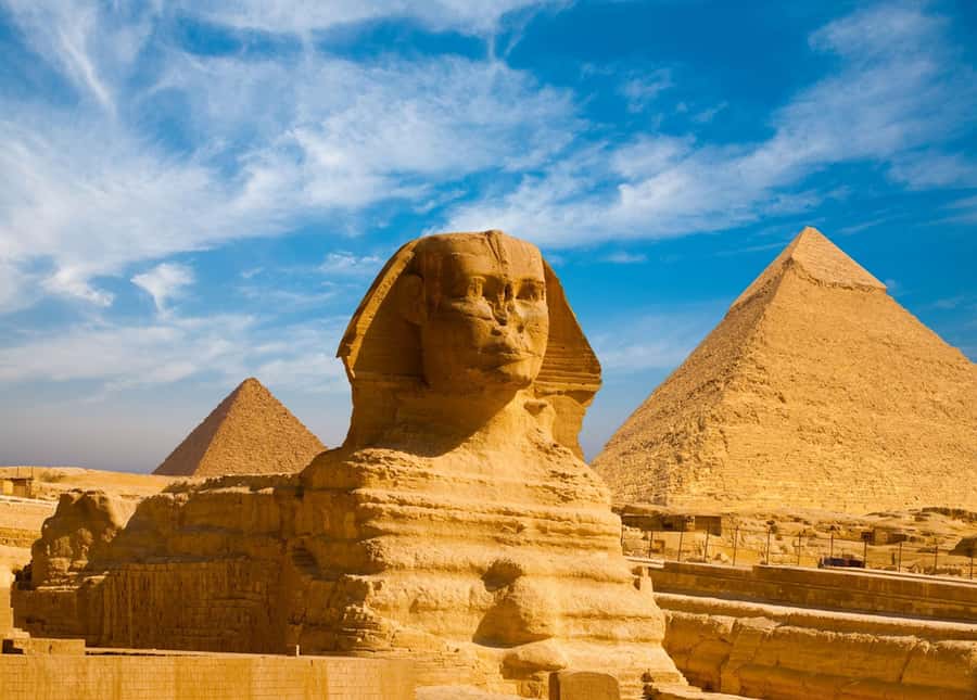 From Hurghada: Pyramids and Egyptian Museum Tour & Boat Ride - Shopping stops and the return to Hurghada