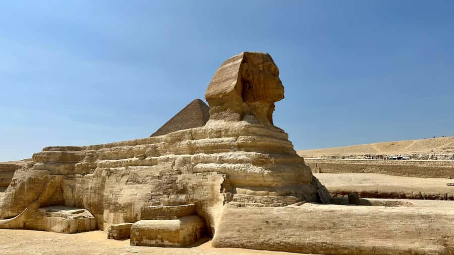 From Hurghada: Pyramids & Museum Small Group Tour by Van - Key points at a glance