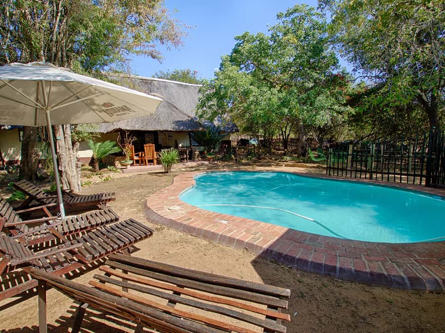 From Johannesburg: 3-Day Budget Tent Kruger Park Safari - What the unfenced Campfire night really means