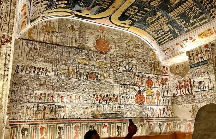 From Luxor: 3-Night Nile Cruise to Aswan and Hot Air Balloon - Who should book this four-day Nile cruise?