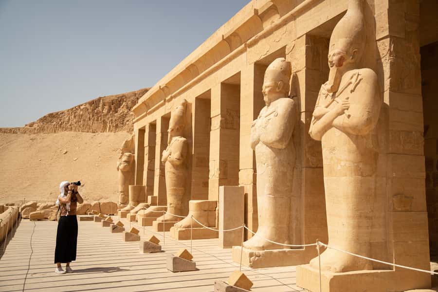 From Luxor: Guided Tour to East or West Banks with Lunch - The boat ride and the practical fine print