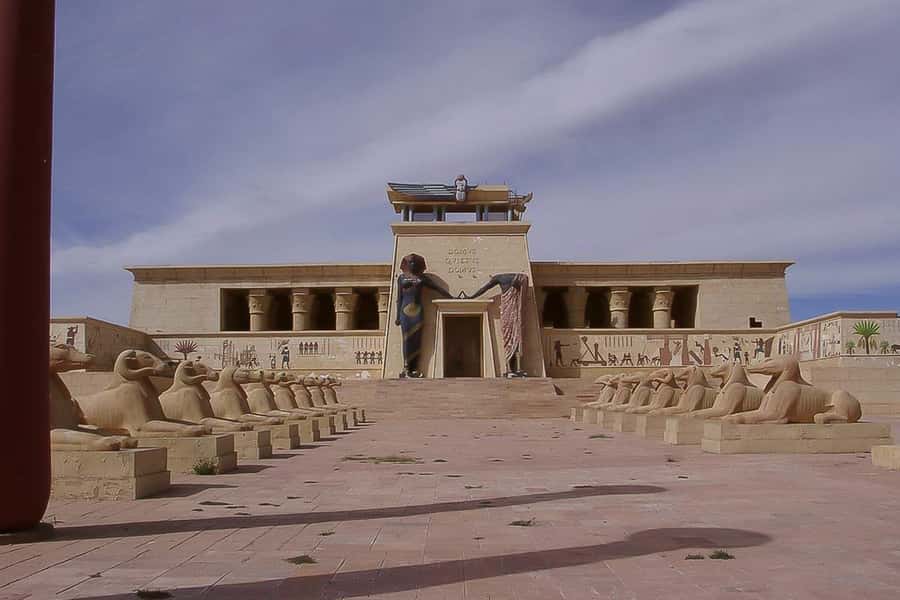 From Marrakech: 2-Day Sahara Tour to Zagora & Ait Ben Haddou - Ait Ben Haddou, Morocco’s famous earthen ksar