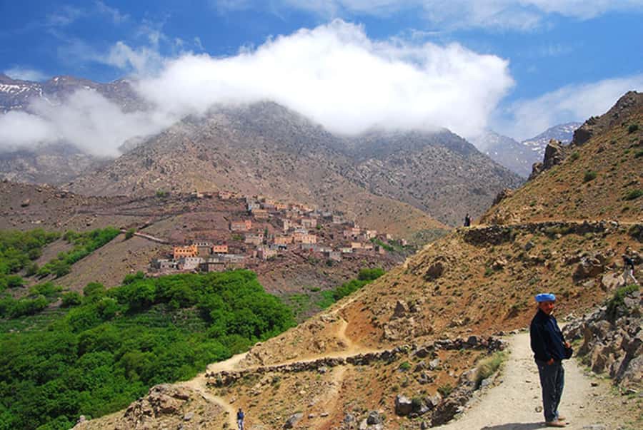 From Marrakech: 3-Day Mount Toubkal Climbing Trek - Day two: the high climb to Aguelzim Pass
