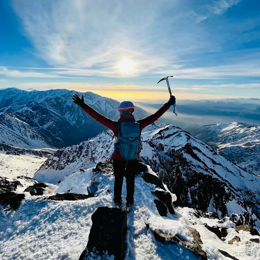 From Marrakech: 3-Day Mount Toubkal Climbing Trek - Food and mountain refuges