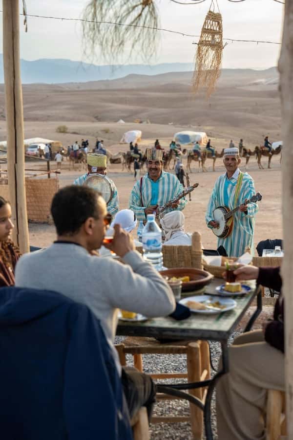 From Marrakech: Agafay Desert Quad Biking with Dinner & Show - Who will enjoy this Agafay evening?