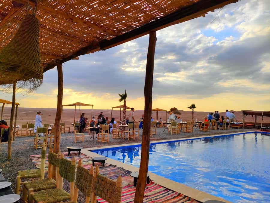 From Marrakech: Agafay Desert Sunset Dinner with Live Show - Who should book this evening?