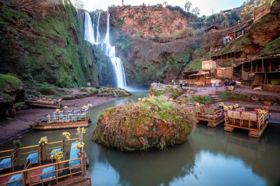 From Marrakech: Guided Ouzoud Waterfalls Tour with Boat Ride - Lunch above the valley