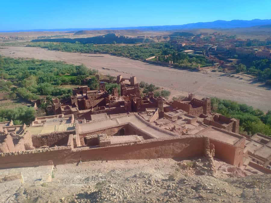 From Marrakech to Fes 3-Day Luxrury Tour via Sahara Desert - Sunrise, the Ziz Valley, and the long road to Fes