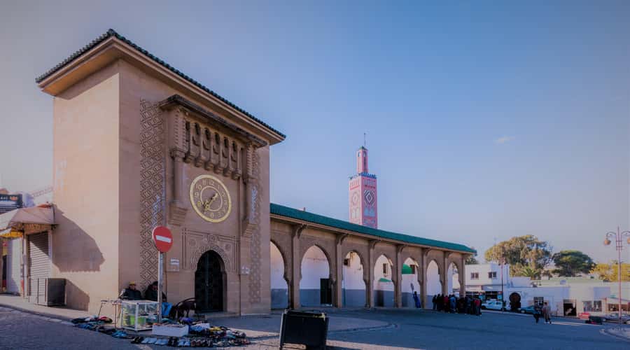 From Seville: Tangier Day Trip with Local Guide and Lunch - Tarifa and the fast ferry across the Strait
