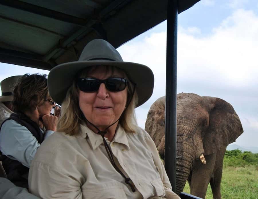 From St Lucia: iSimangaliso Wetland Park Night Drive Safari - Why the small group and included fees matter