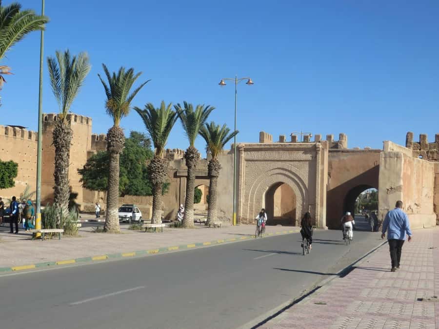 From Taghazout/Agadir: Taroudant and Tiout Day Trip & Tajine - The road to Tiout village